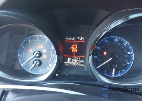 2014 Toyota Corolla S Premium z USA, uszkodzony, nr VIN 5YFBURHE5EP158266